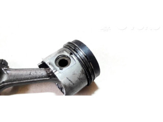 Поршень с шатуном Citroen Berlingo для дизельного двигателя 1.9