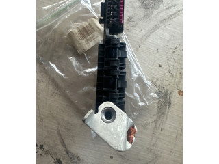 Рулевая рейка  Блок предохранителей 5J0937548   Skoda Roomster (5J) 2006 - 2015 года