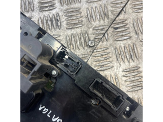 Блок управления климат-контролем    Volvo S60