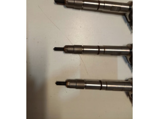 Vstřikovač 04L130277AE   Volkswagen Tiguan     