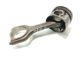 Поршень с шатуном 9HX(DV6ATED4) Citroen C4 I