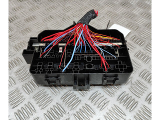 Блок предохранителей 32212356   Polestar 2    