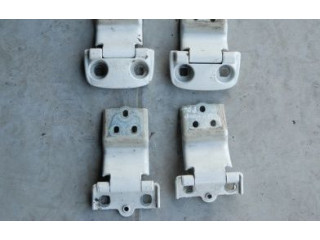 Комплект петлей багажника