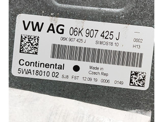 Блок управления двигателя 06K907425J, 5WA18010   Audi A3 8Y