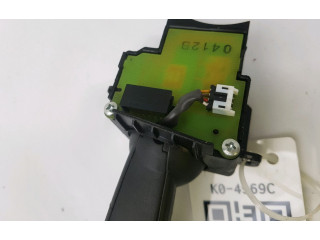 Ручка стеклоочистителей 8691993 Volvo V50