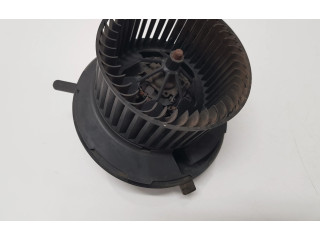 Вентилятор печки 1K1819015A Volkswagen Caddy