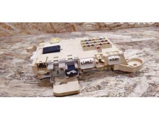 Pojistková skříňka 8273024011 Lexus SC 430 2002