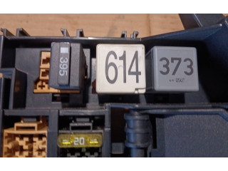 Блок предохранителей  4f0971845   Audi A6 S6 C6 4F    