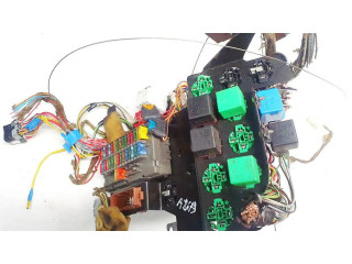 Блок предохранителей 9566610180 Citroen Xantia