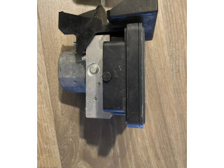 Jednotka ABS A004311700 Mercedes-Benz GLA W156 2016