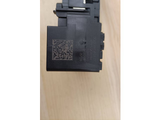 Блок предохранителей  5Q937615C   Audi A3 S3 8V    