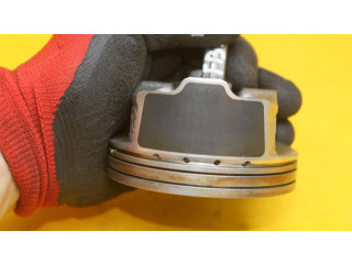 Поршень с шатуном    Subaru Forester SJ       