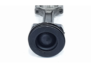 Шатун K9K646 121008820R, 121008820R    Renault Clio IV  