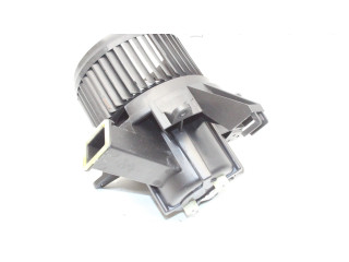 Вентилятор печки       Jeep Renegade