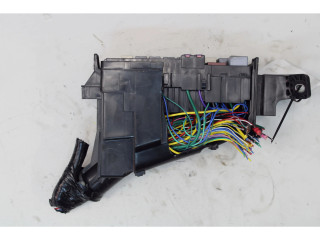 Блок предохранителей    Honda HR-V    