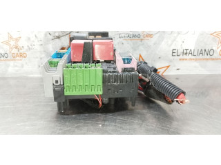 Vstřikovací lišta A2139068701 Mercedes-Benz CL C215