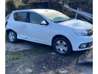 Генератор 231005933R Dacia Sandero