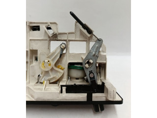 Řídící jednotka EM, FALTA Mitsubishi Pajero 1999