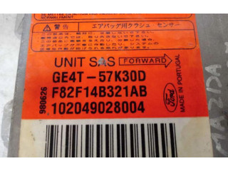 Блок подушек безопасности GE4T57K30D, CENTRALITAAIRBAG   Mazda 626