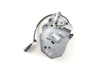 Zámek zadních dveří 2K0827201Q, 81072371032 Volkswagen Caddy 2005