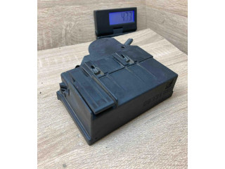 Pojistková skříňka 09131668, 9685561 Opel Zfira A 1999