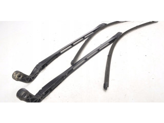 Ножка стеклоочистителей лобового стекла