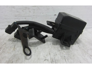 Блок предохранителей Mitsubishi L200