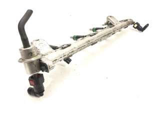 Vstřikovací lišta Mazda 2