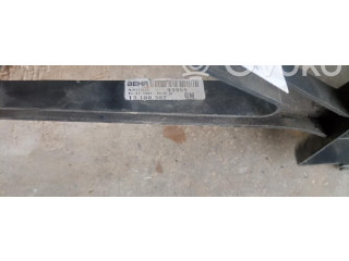 Вентилятор радиатора     13100382    Opel Combo C 