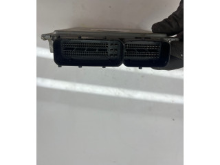 Řídící jednotka 03L906023PE, 5WP42939AA Volkswagen Caddy 2013