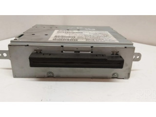 Радио/ проигрыватель CD/DVD / навигация