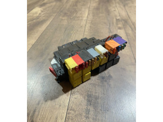 Pojistková skříňka A0295450432, 05045114 Mercede-Benz S W220 2001