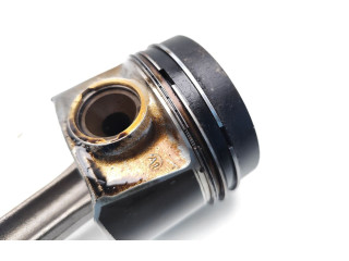 Поршень с шатуном    CRBC   Volkswagen Golf VII