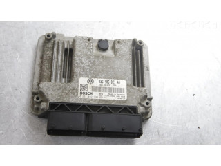 Řídící jednotka 03G906021AQ Volkswagen Golf V 2005