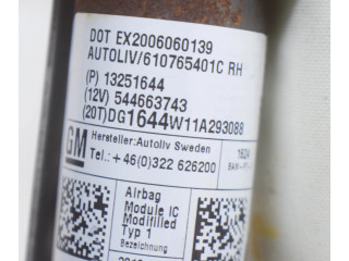 Боковая подушка безопасности 13251644, 544663743   Chevrolet Orlando