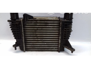 Интеркулер 8200471888 Renault Clio II