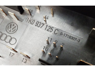   Pojistková skříňka 1K0937125C, 7M0951253A   Volkswagen Tiguan 2009