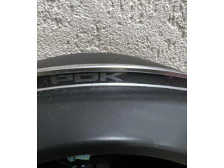 Volant Porsche Panamera (970) 2012 8431375, 97034780364