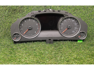 Přístrojová deska Volkswagen Touareg II 2014 7P6920982K, 026367713