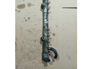 Топливная рампа 30757146, 001580L3   Volvo V70  