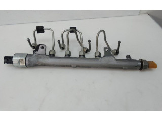 Vstřikovací lišta 03L130089B Volkswagen Caddy