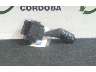 Ручка стеклоочистителей    Ford Focus