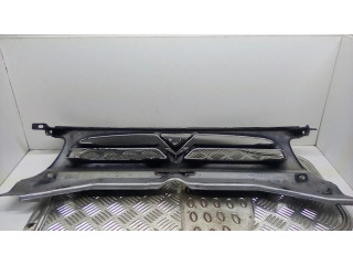 Верхняя решётка Citroen Berlingo 1996-2002 года 9635603977