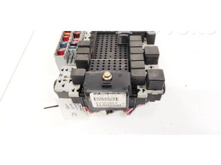 Блок предохранителей  9162316, 0795927   Volvo S80    