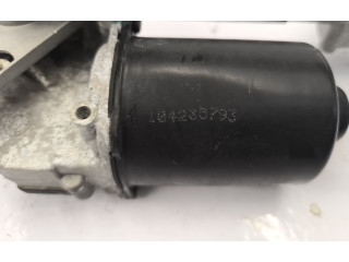 Моторчик дворников 1768200040    Mercedes-Benz A W176