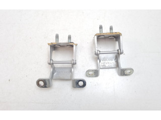 Комплект петлей багажника    Volvo XC90