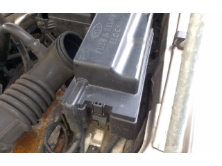 Блок предохранителей 911613E019   KIA Sorento    