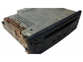 Радио/ проигрыватель CD/DVD / навигация