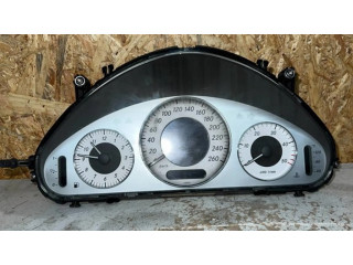 Přístrojová deska Mercedes-Benz E W211 2007 A2115405747, 008111