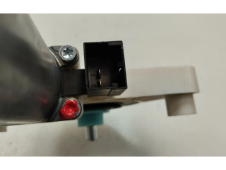 Передний двигатель механизма для подъема окон